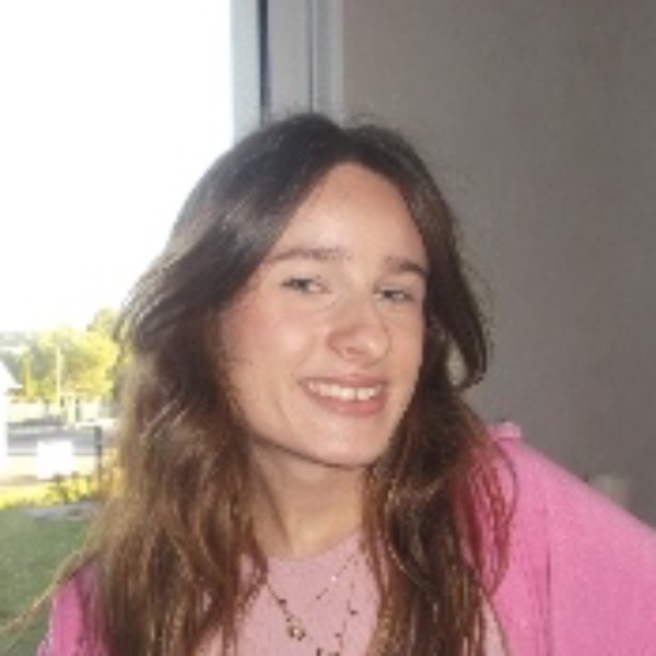 Maé