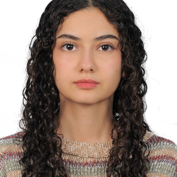 Melisa Defne